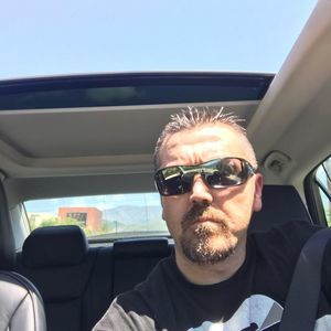 Meet your Posher, Rob